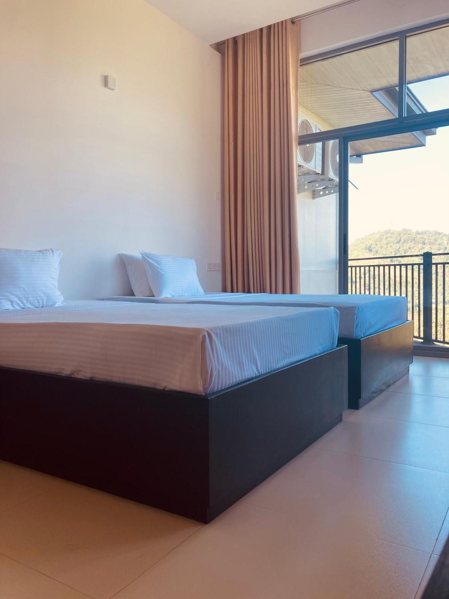 Riverbank Resort Gampola Zewnętrze zdjęcie